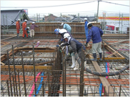 �V�z�H������(�@�l)